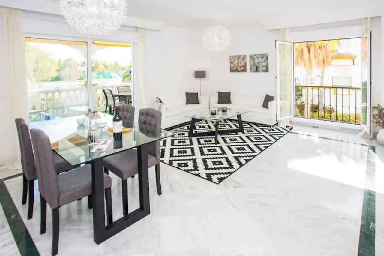 Sunny Banus Golf Apartment Marbella